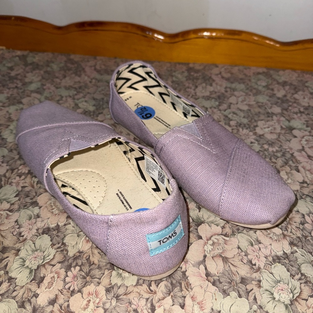 TOMS Kids Light Purple Moccasins